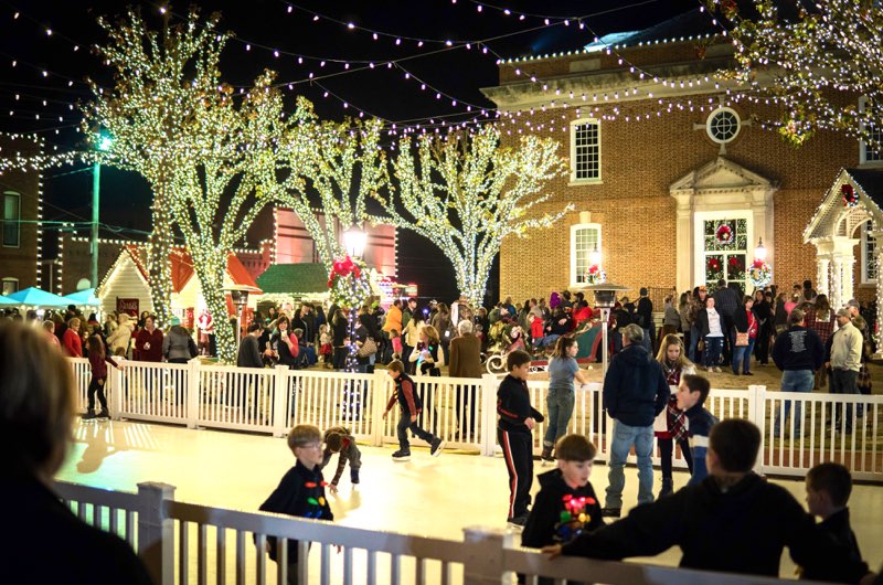 christmas on main savannah tn retire hardin county.002